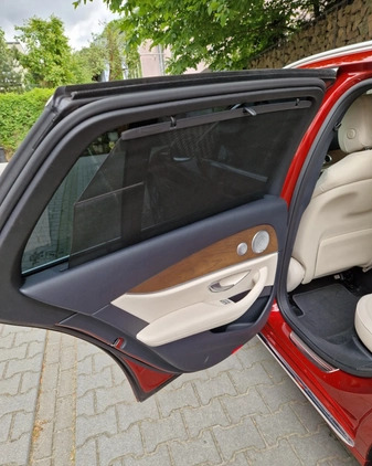 Mercedes-Benz Klasa E cena 138990 przebieg: 138000, rok produkcji 2019 z Kraków małe 137